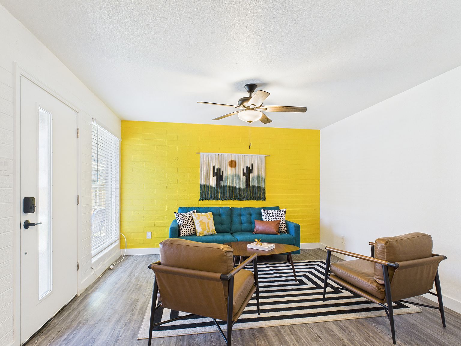 4625 N 73rd St Scottsdale, AZ 85251 photo 2