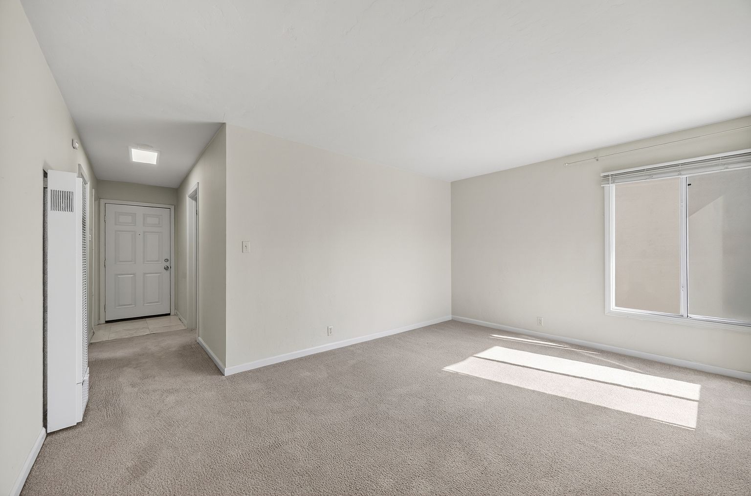 2BR/1BA Apartment on Dwight Way · Berkeley photo 5