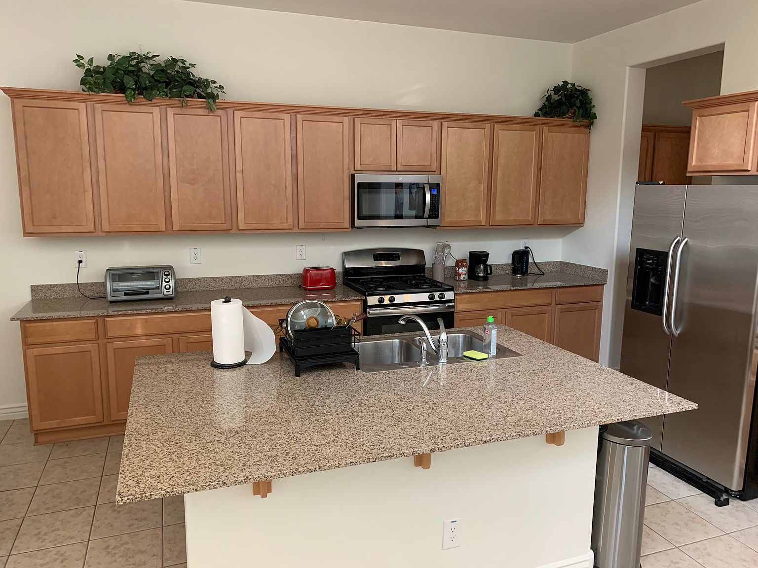 3651 E Donato Dr photo 2