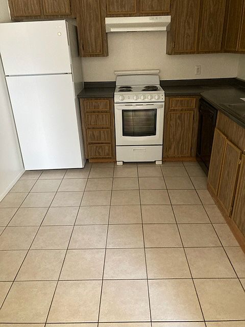 4328 N 13th Pl photo 5