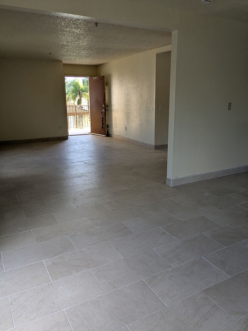 822 N Santa Fe Ave photo 4