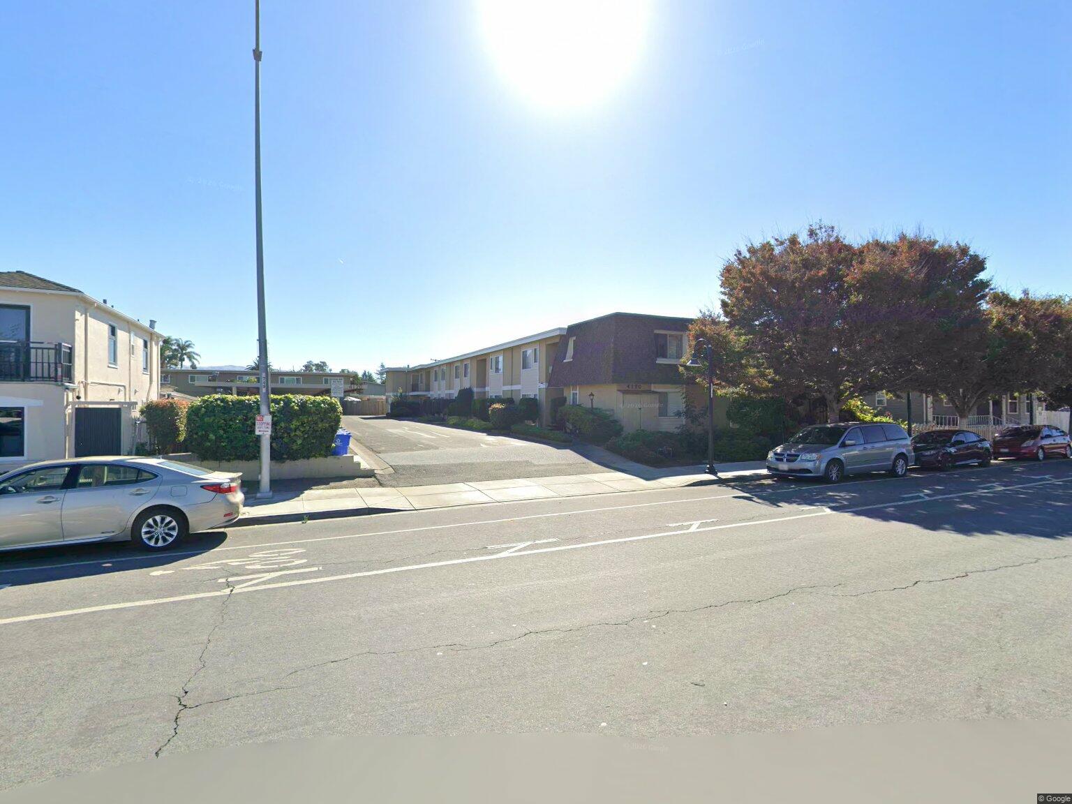 Central Avenue Apartments photo 2