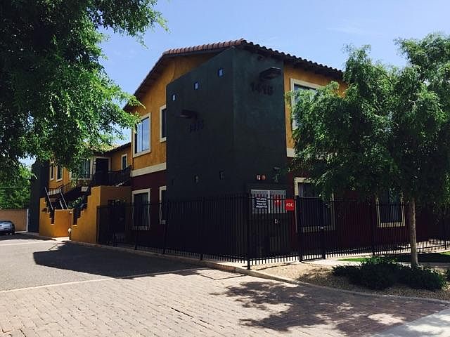 Stanley Place Apartments photo 4