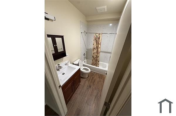 2BR/1BA In Law Adu on San Bruno Ave · San Francisco photo 3