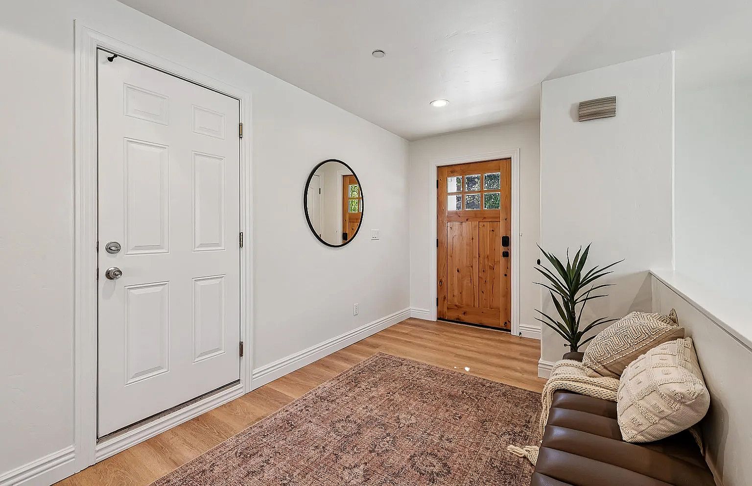 314 Golden Gate Ave photo 3