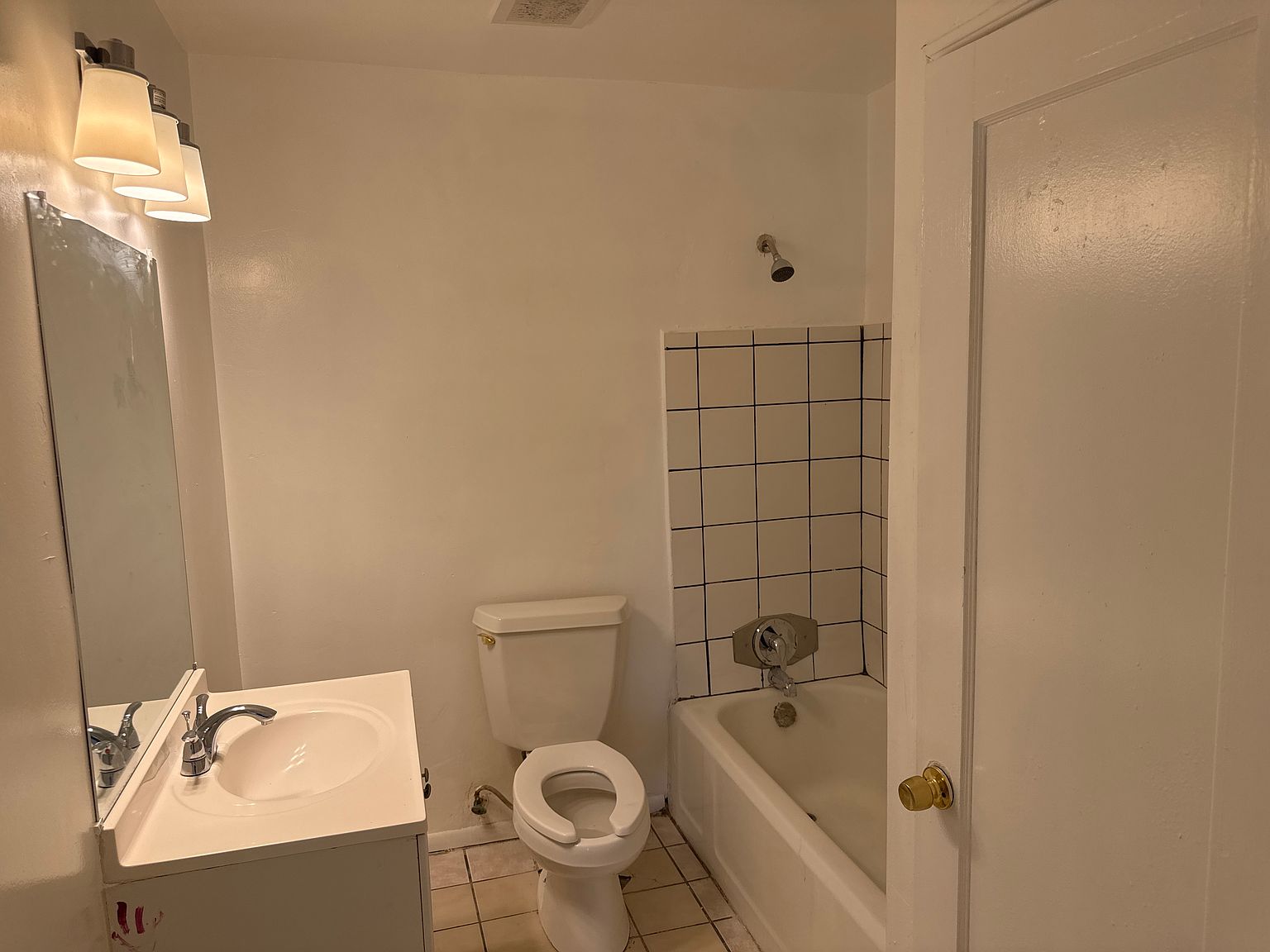 581 N Colorado St photo 5