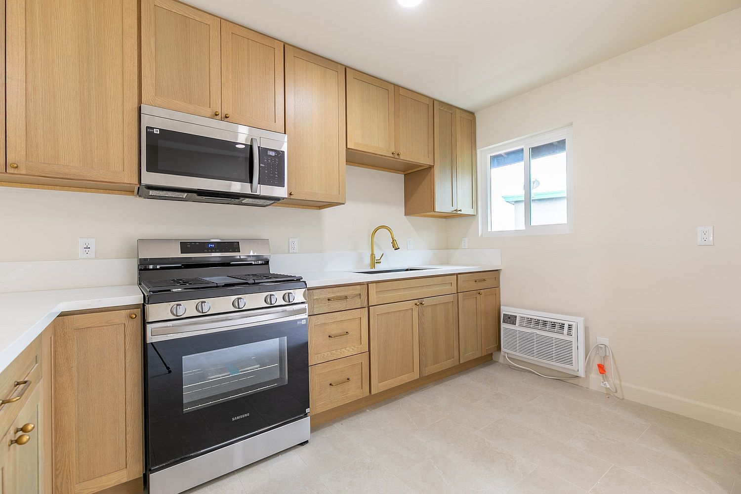 840 Sinkler Way photo 5