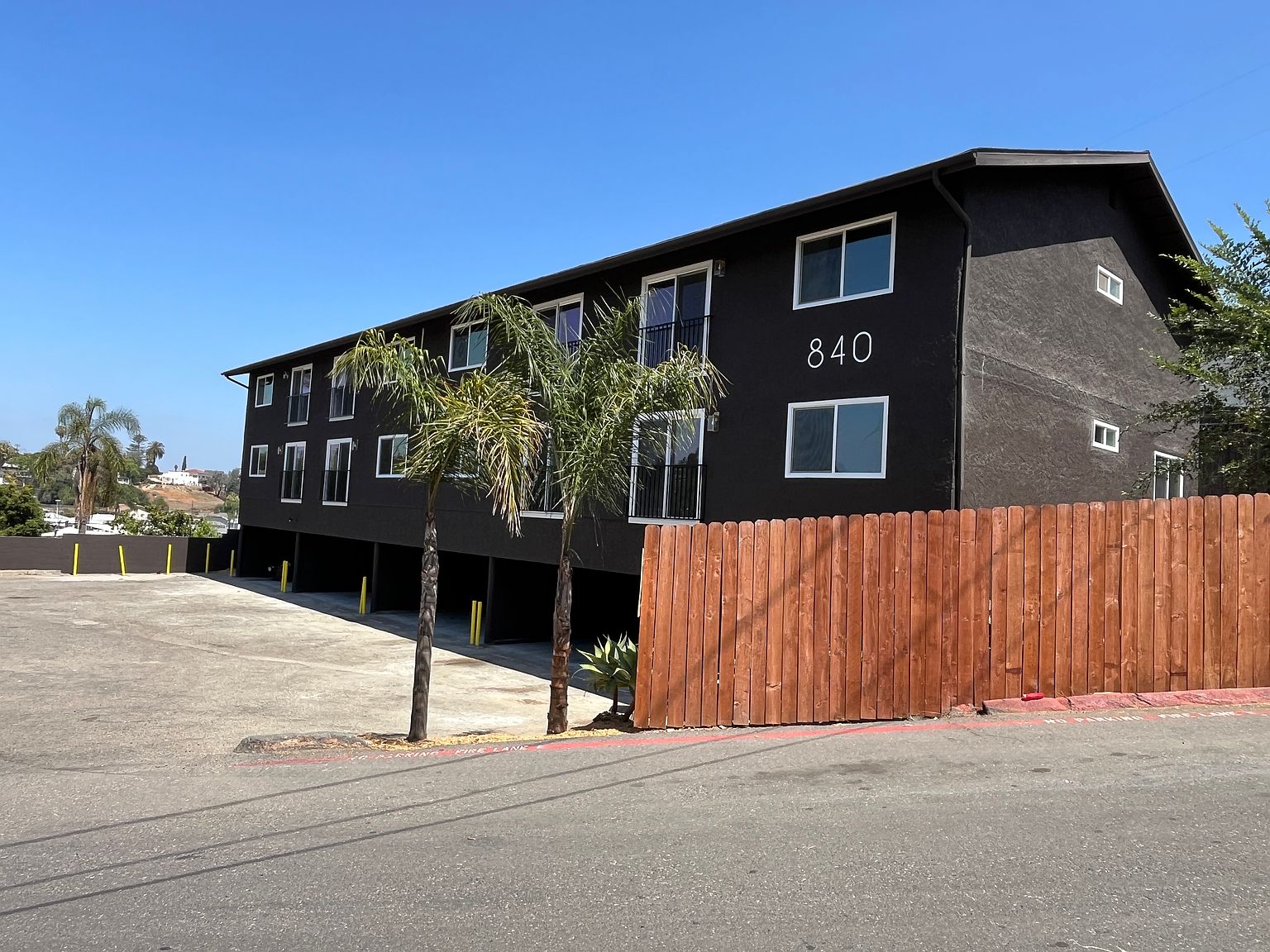 840 Sinkler Way photo 3