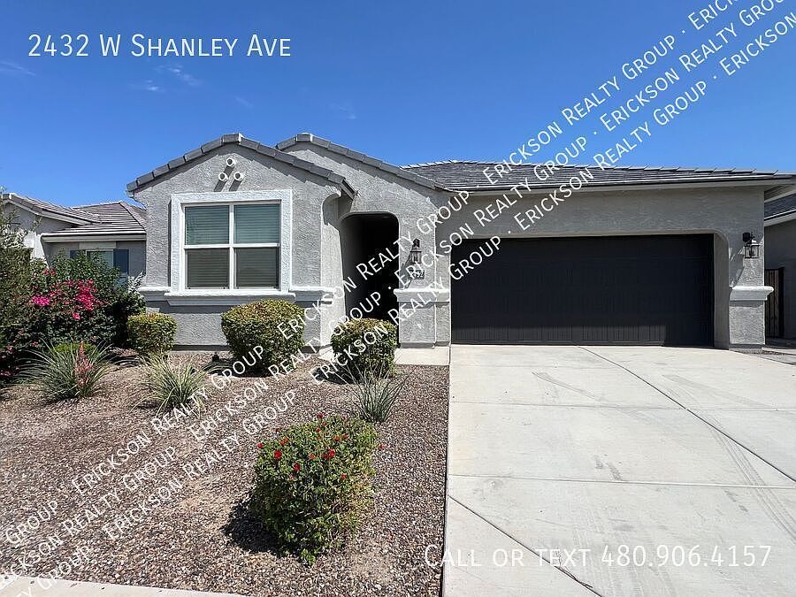 2432 W Shanley Ave photo 3