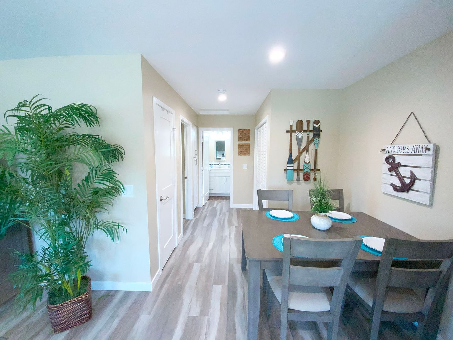 246 Calla Ave photo 5
