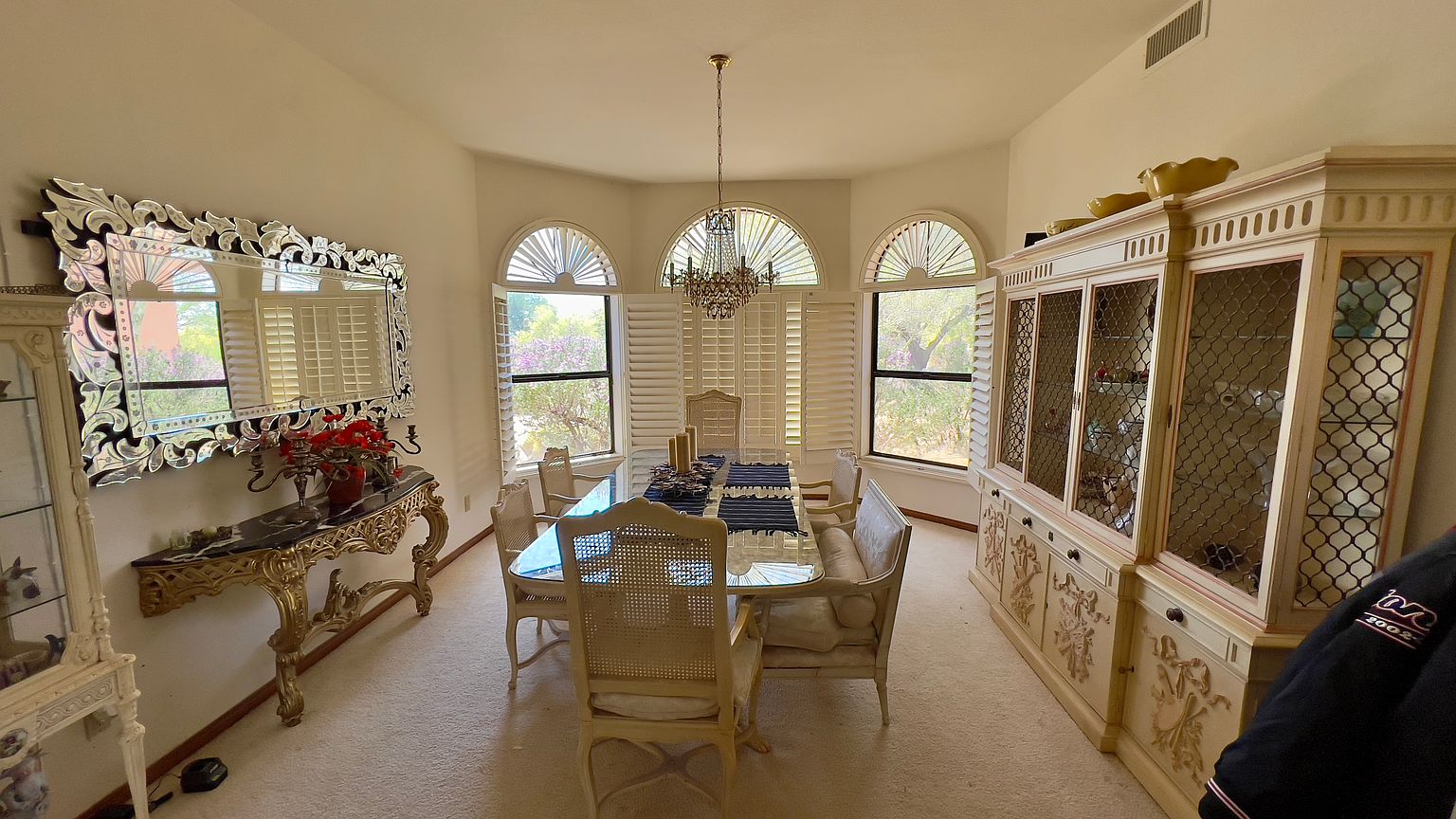 7616 E Mary Sharon Dr photo 5