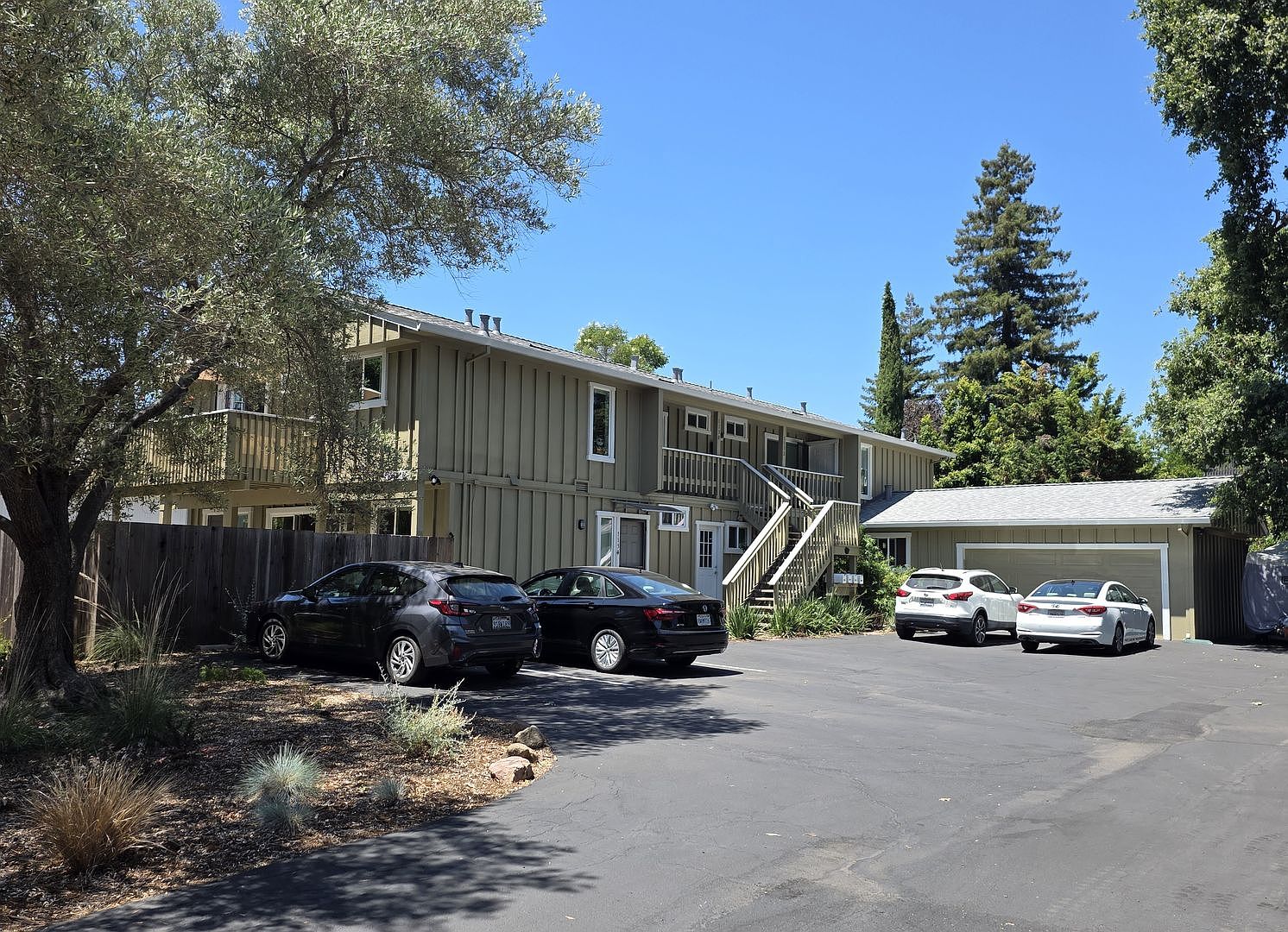1130-1136 Laurel St Napa, CA 94559 photo 2
