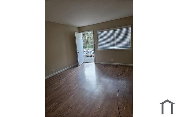 9716 Mountain Blvd photo 3