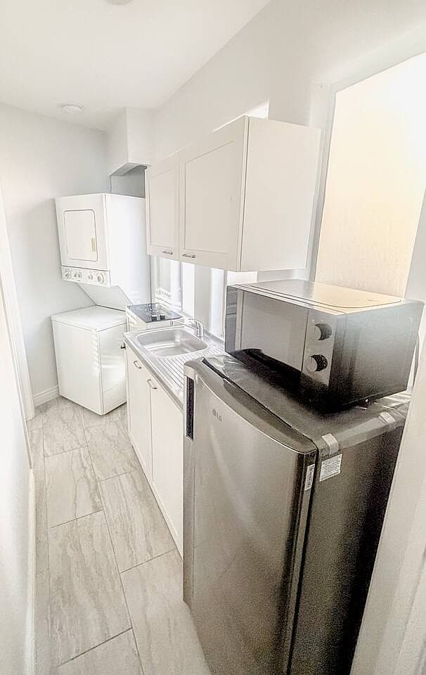 750 E Eagle Ln photo 3