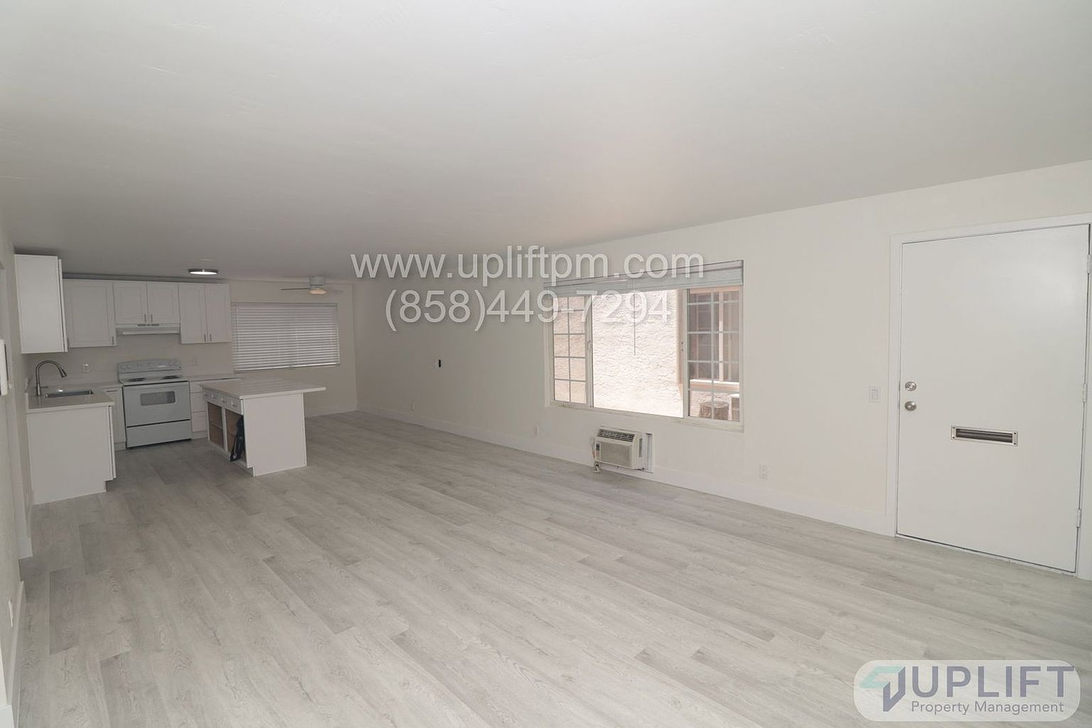 817 B St photo 3