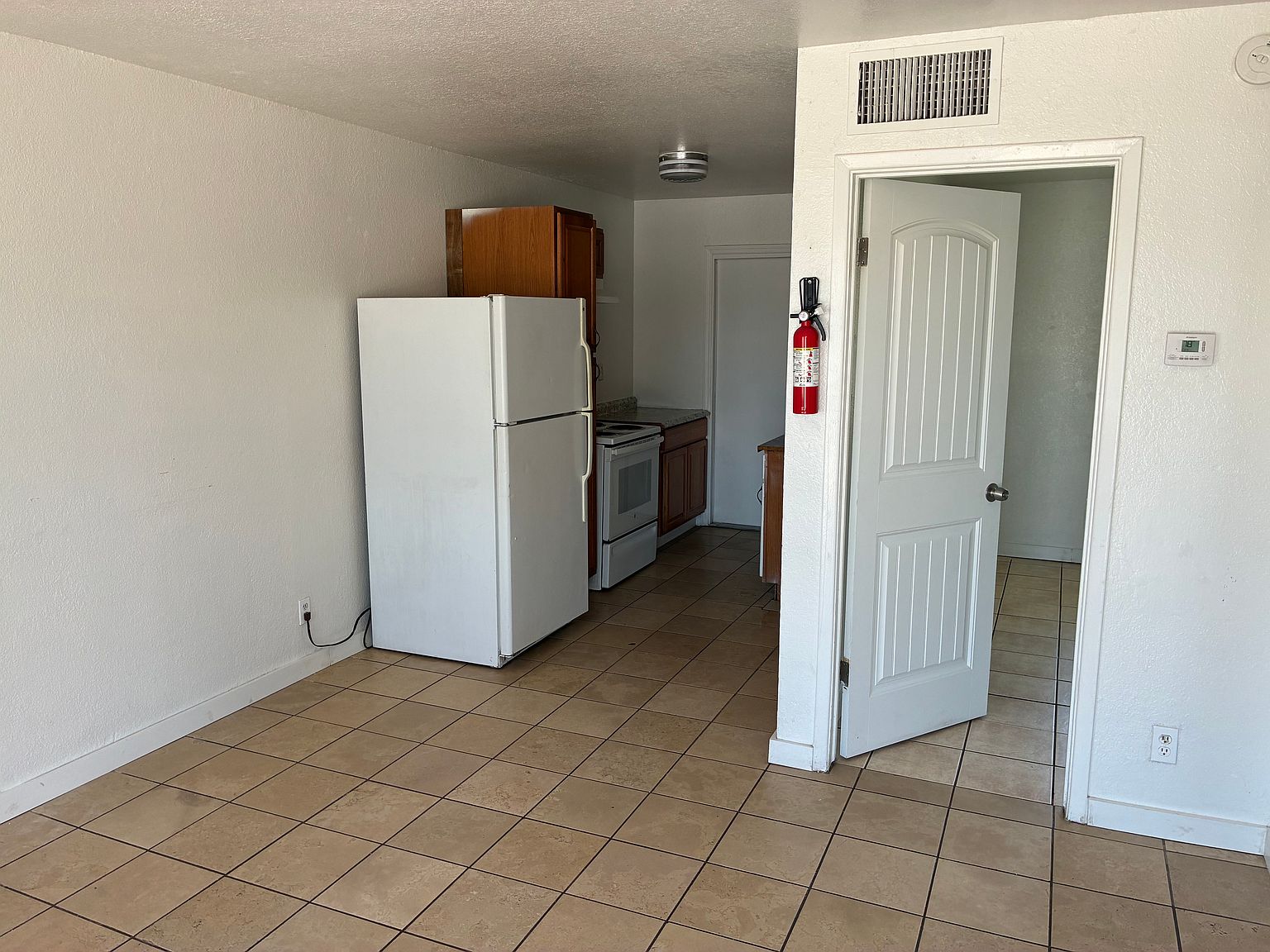 509 North 40th Avenue, Phoenix, AZ 85009 photo 4