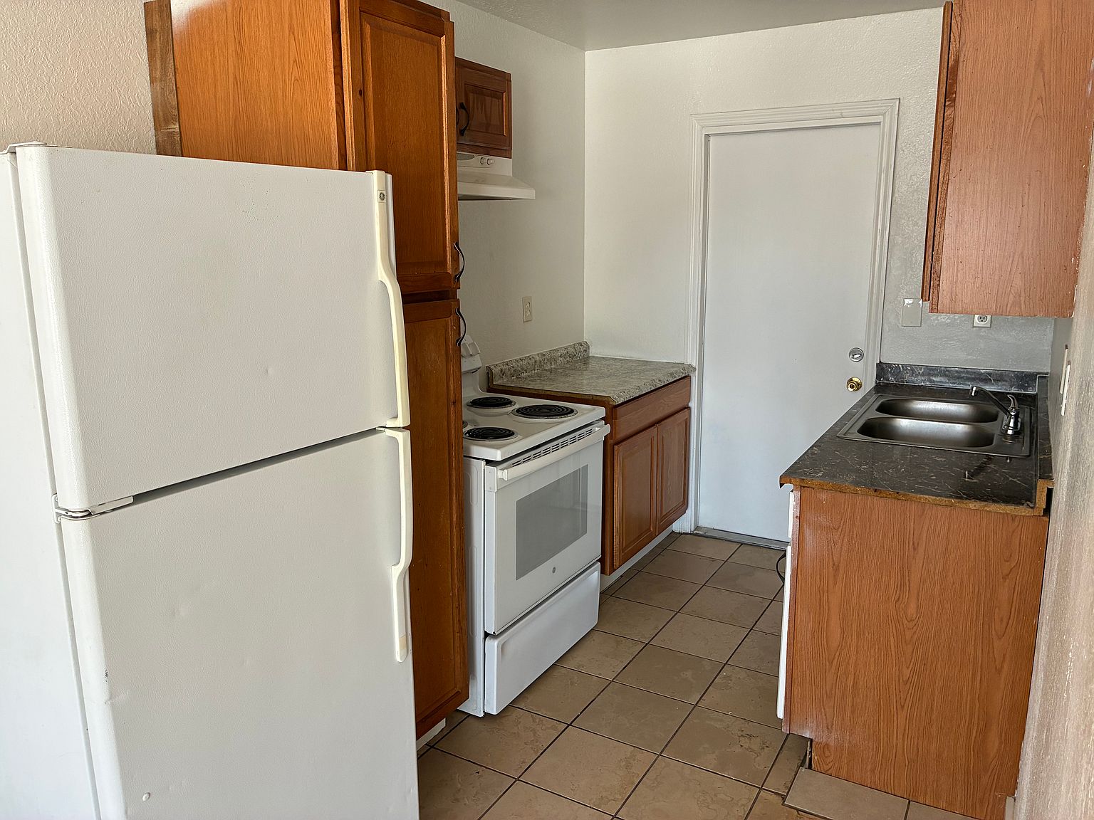 509 North 40th Avenue, Phoenix, AZ 85009 photo 2