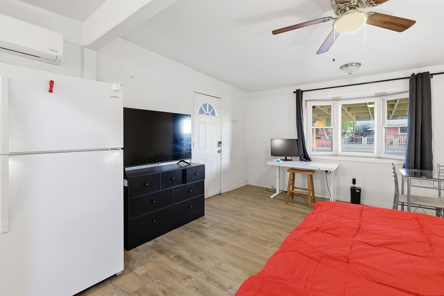 1908 E Lynne Ln Phoenix, AZ 85042 photo 5