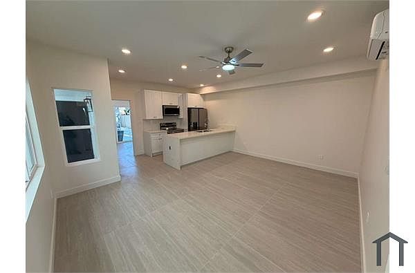 3320 Altadena Ave photo 3