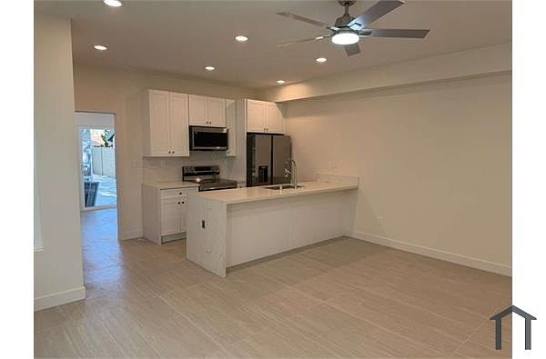 3320 Altadena Ave photo 5
