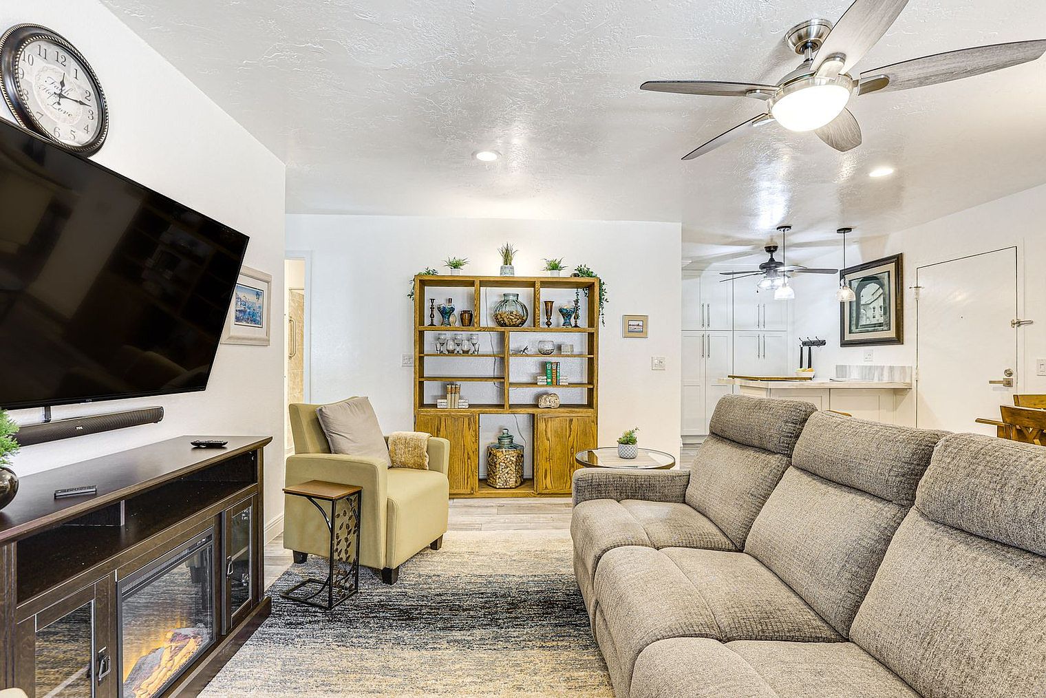 265 Loma Alta Dr Floor 2-ID1546488P