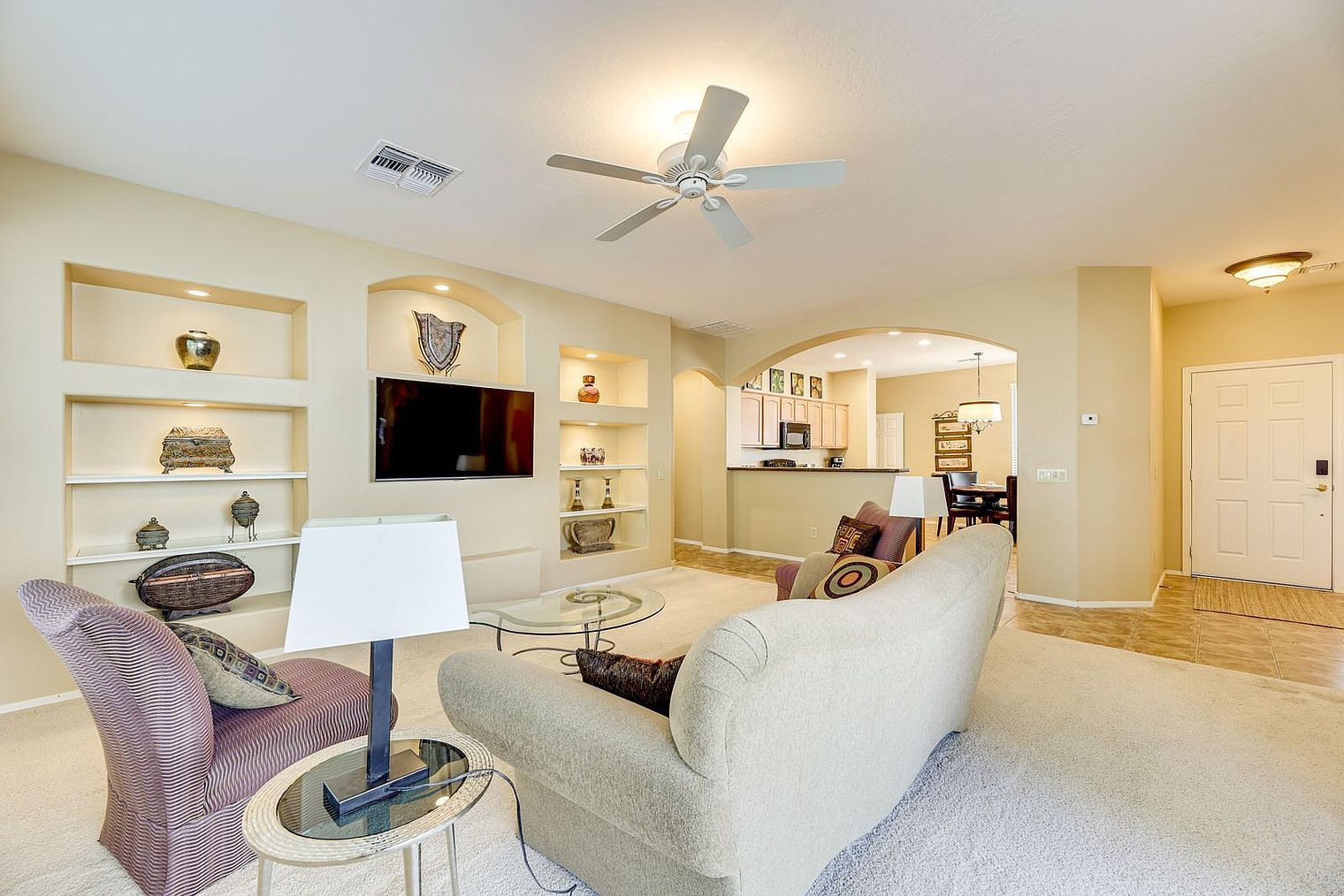 9746 E Coopers Hawk Dr Sun Lakes, AZ 85248 photo 2