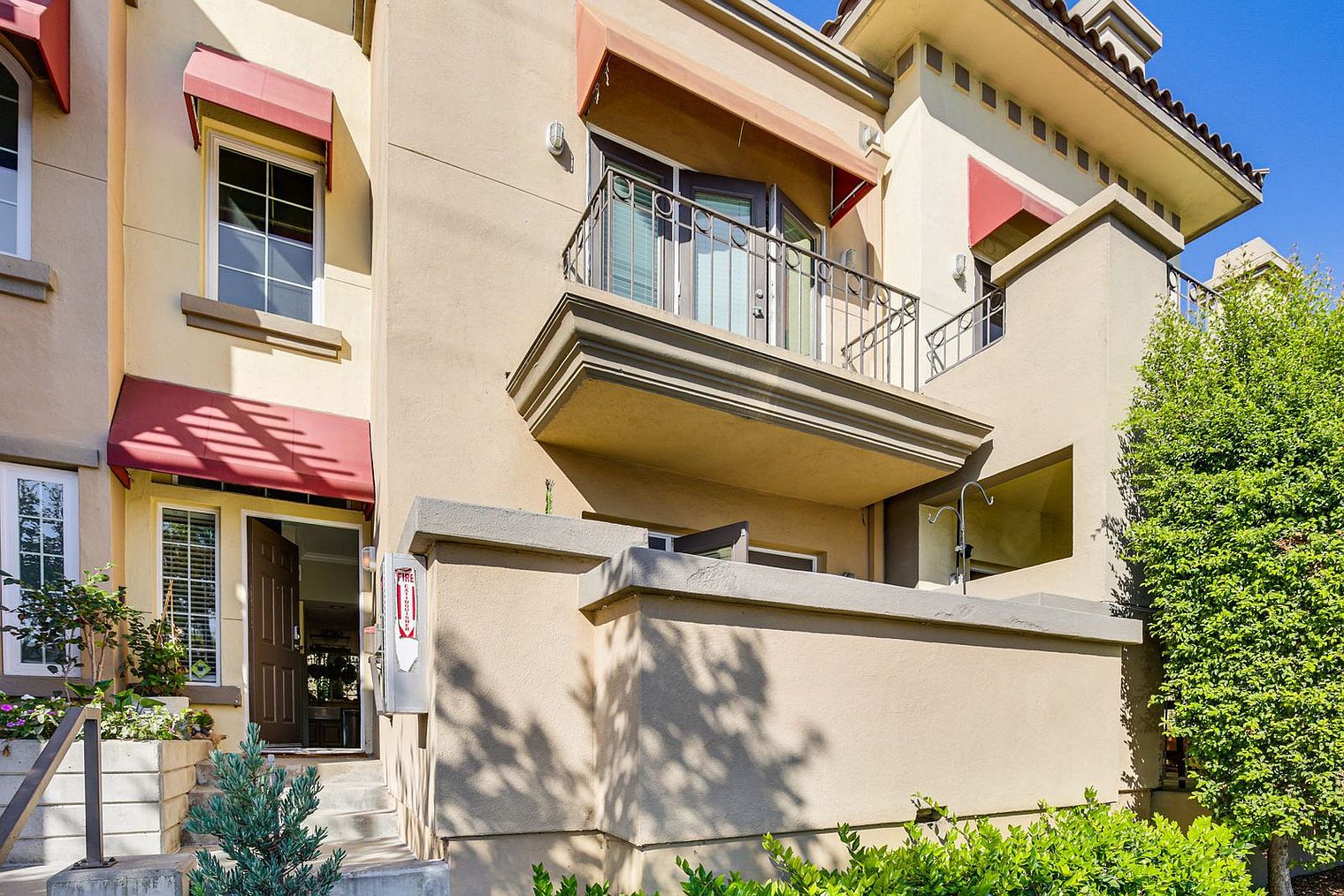 1284 University Ave Floor 1-ID1546265P photo 3