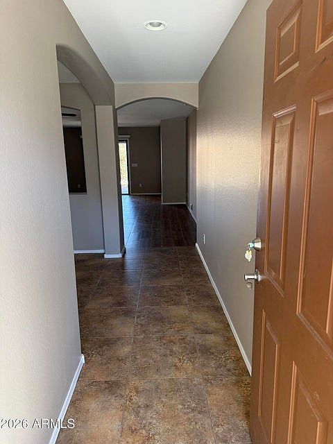 816 W Mid Way photo 3