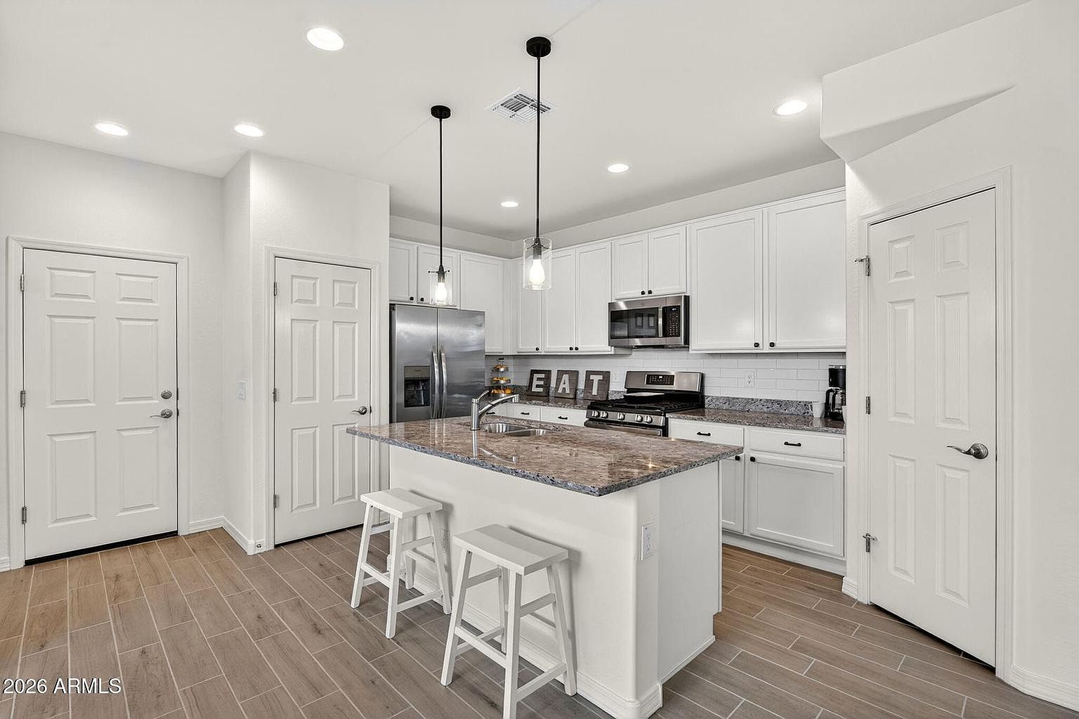1731 S 82nd Way photo 4