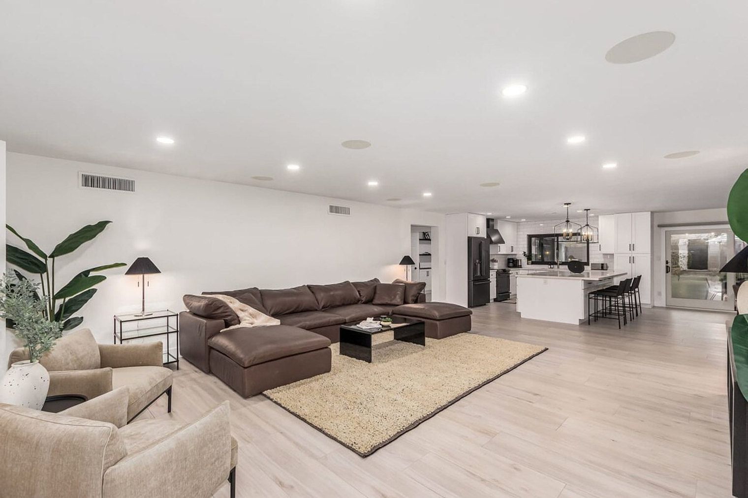 14249 N 49th St Scottsdale, AZ 85254 photo 4