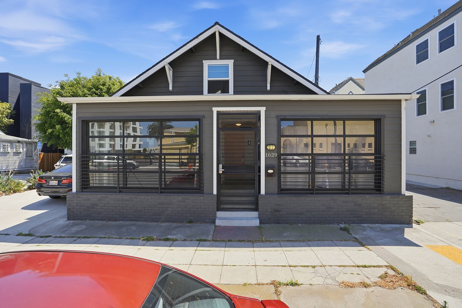 1629 Polk Ave photo 5