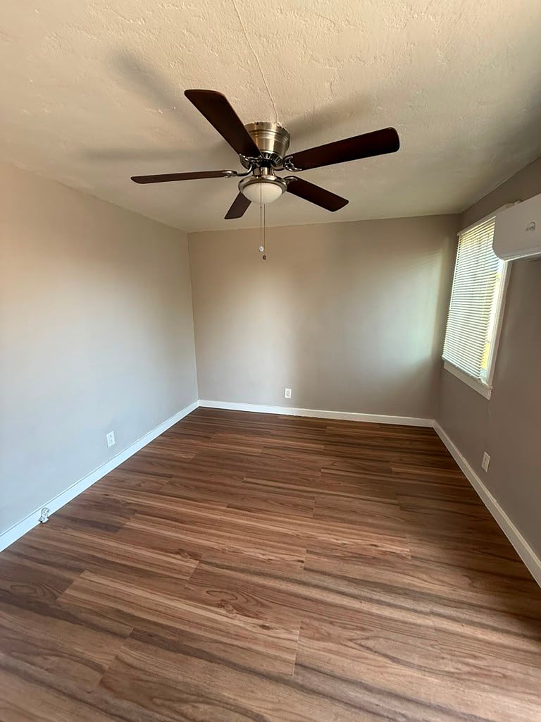 48 W Tamarisk St photo 5