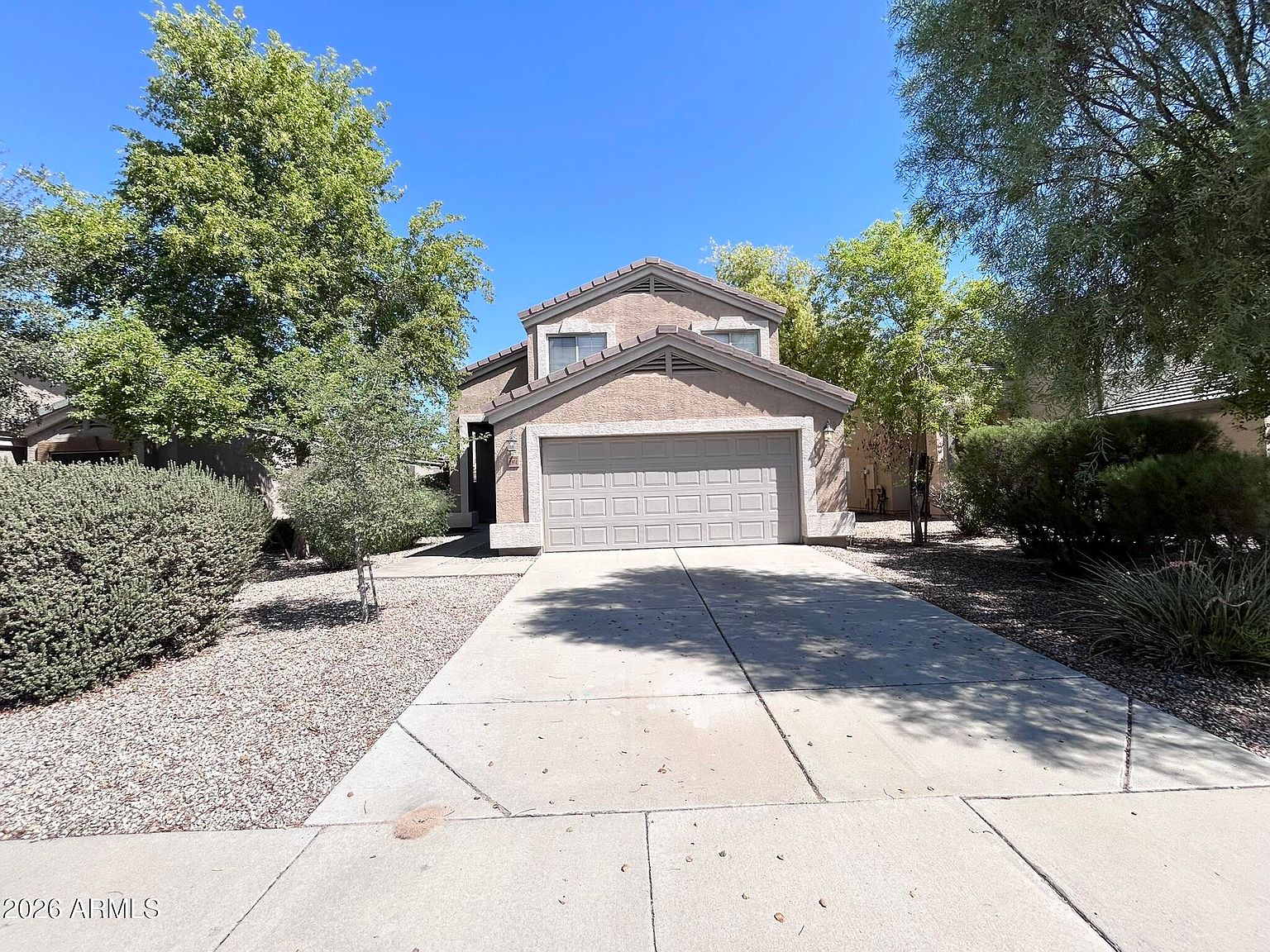 3174 W Carlos Ln