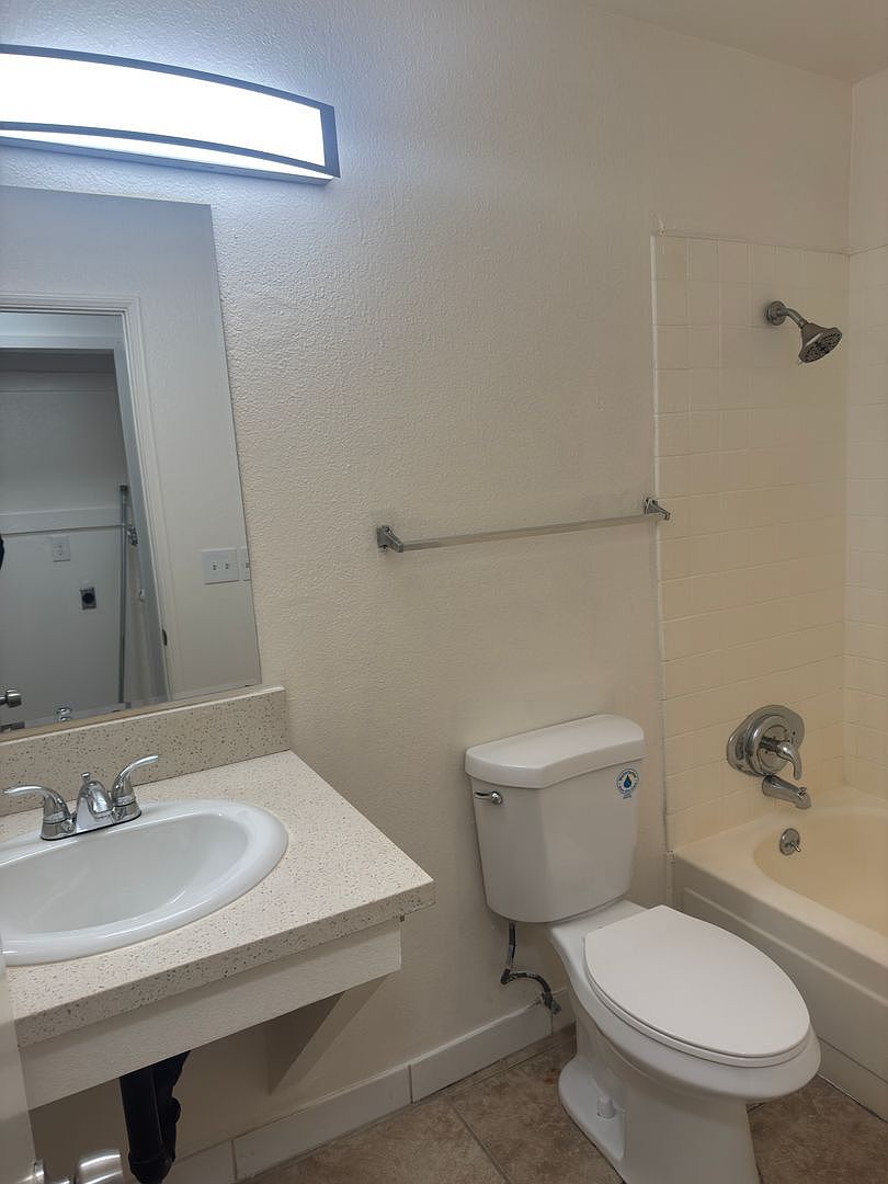P3845-5 photo 4