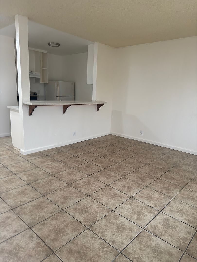 P3845-5 photo 2