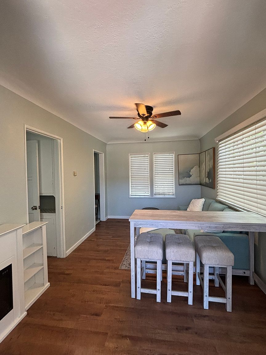 2684 Mission Blvd photo 4