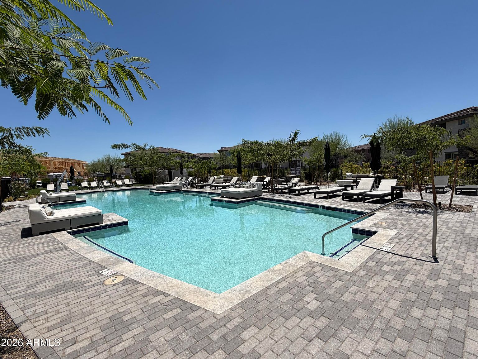 2121 W Sonoran Desert Dr photo 4