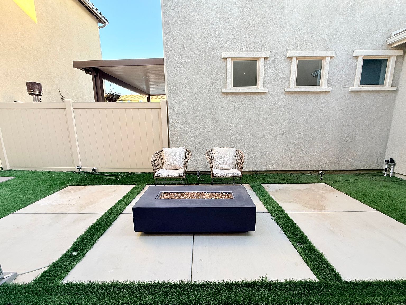 29502 Marx Way photo 2