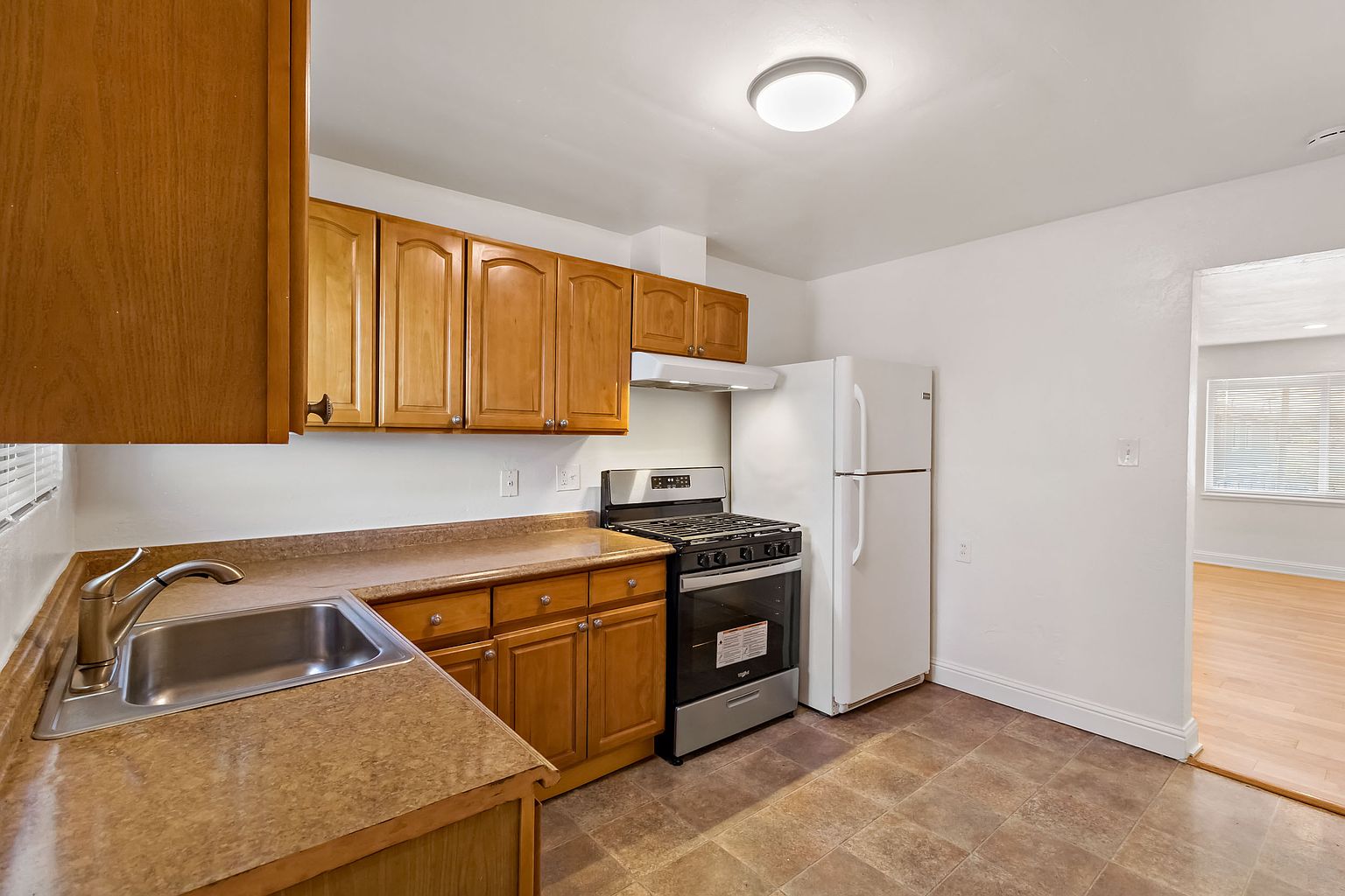 201 Sanford Avenue, Richmond, CA 94801 photo 2