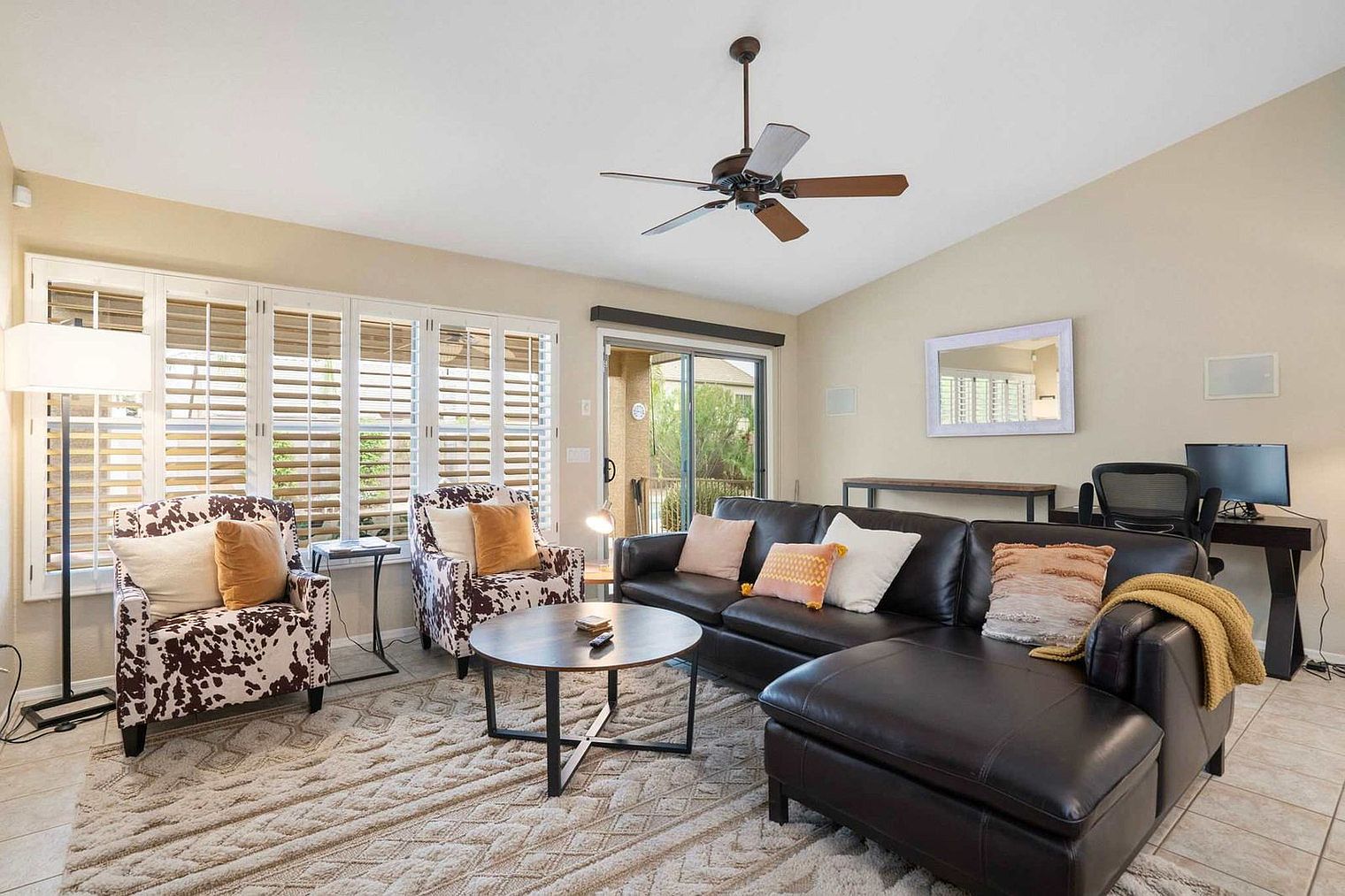 4221 E Andrea Dr Cave Creek, AZ 85331 photo 2