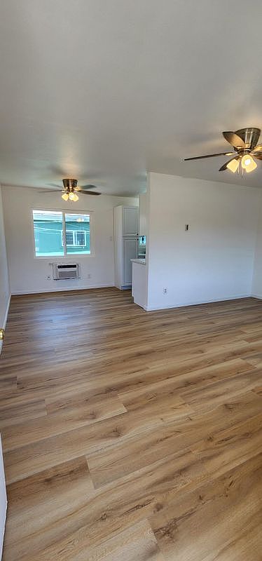 4419 Rosebud Ln photo 3