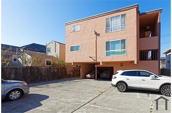 3620 West St photo 2