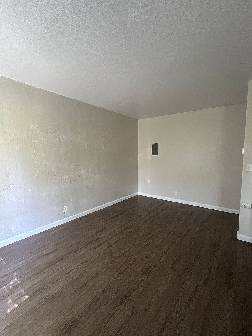 2BR/1BA Apartment on Lincoln Ave · San Rafael photo 5