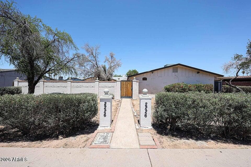 2226 W Heatherbrae Dr Phoenix, AZ 85015 photo 5