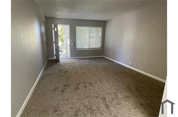 7344 Rainbow Dr photo 3
