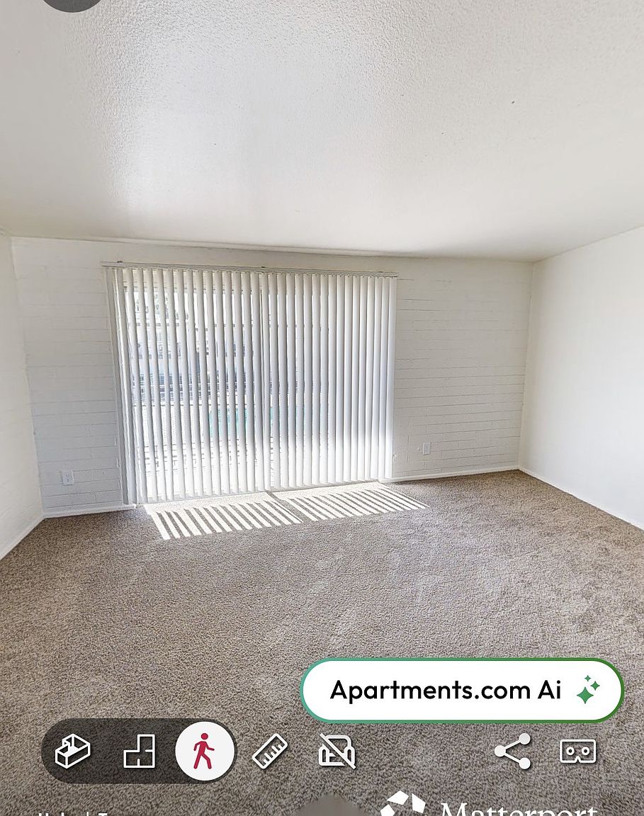 357 E Roeser Rd photo 4