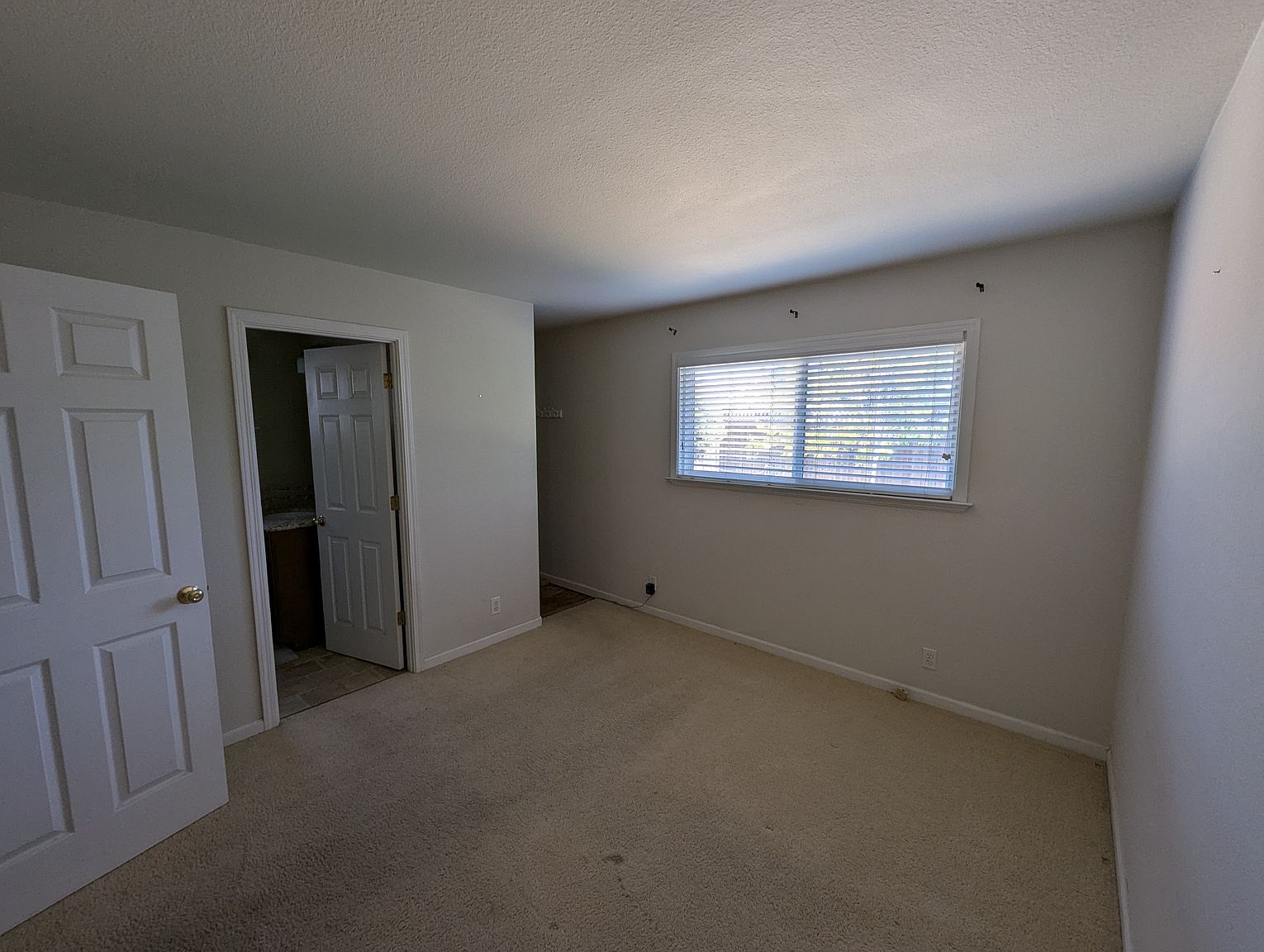 5873 Singing Hills Ave photo 2