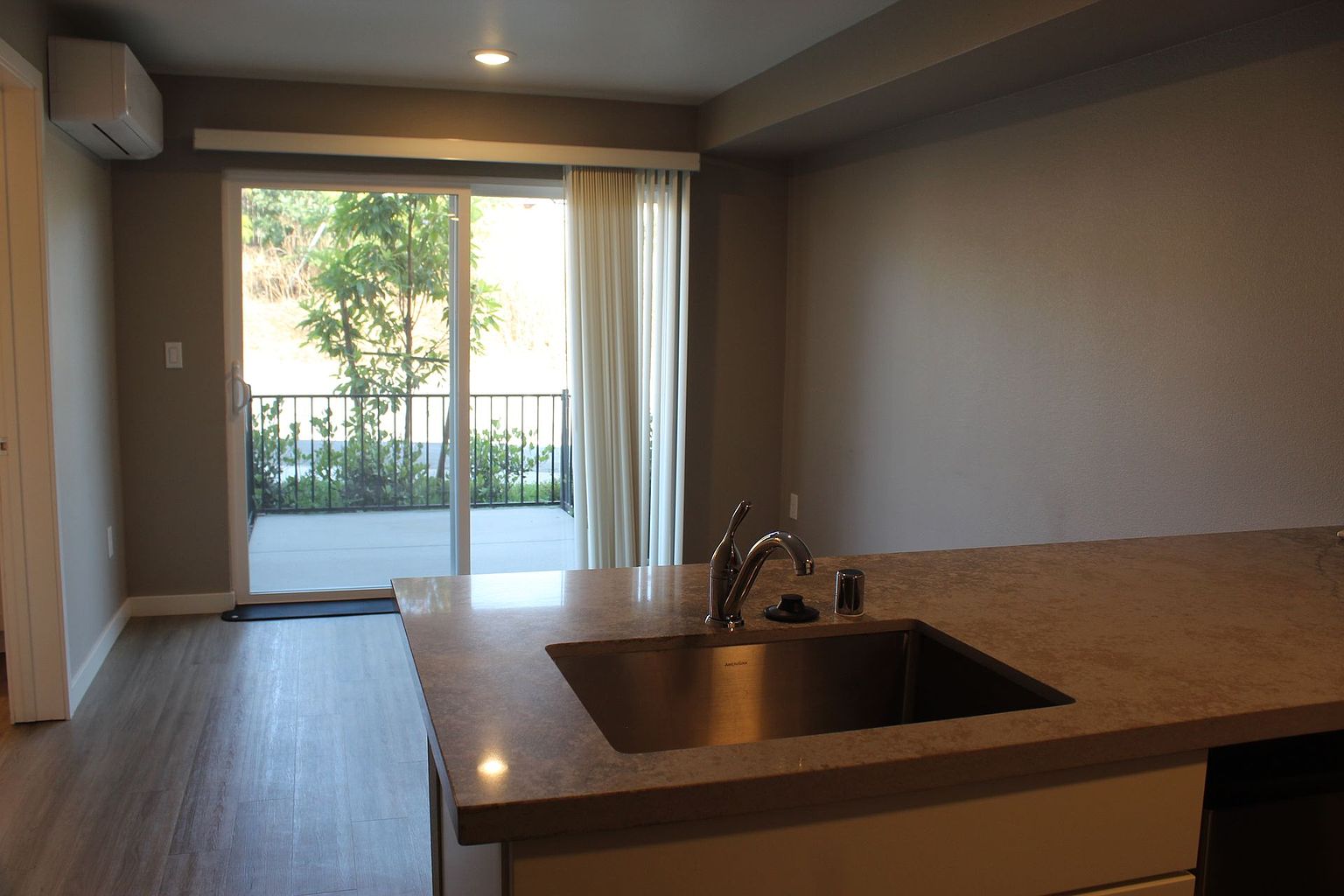 North Gateway Apartments photo 3