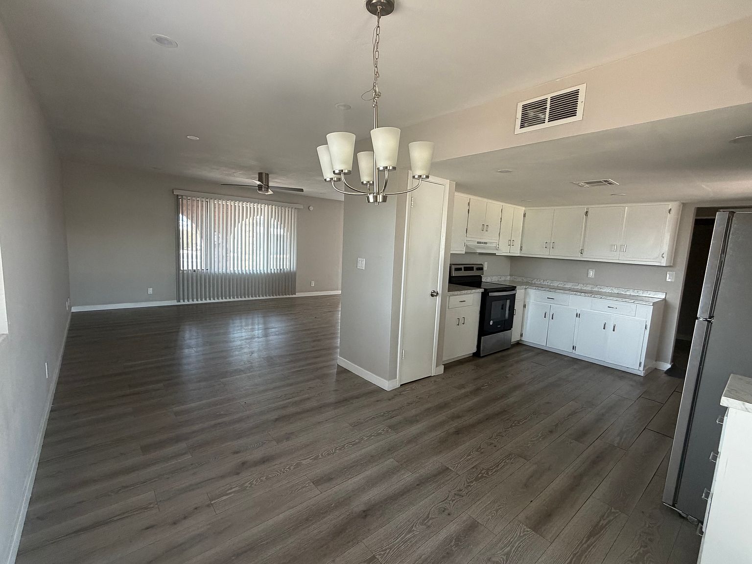 1505 N Evergreen St Chandler, AZ 85225 photo 3