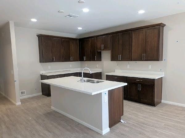 1373 W Rose Pl Casa Grande, AZ 85122 photo 2